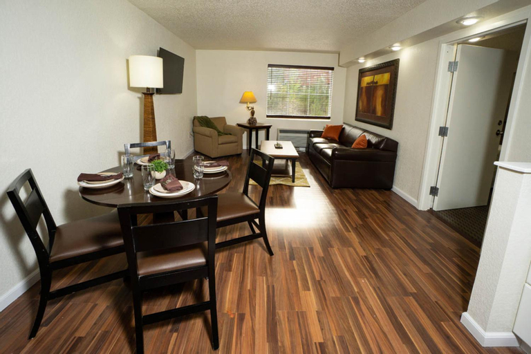 Dining Room 5