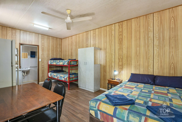 Bedroom 3, Riverview Tourist Village, Katherine