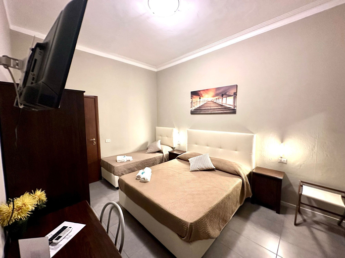 Bedroom 4, Hotel Carlo Goldoni, Milano