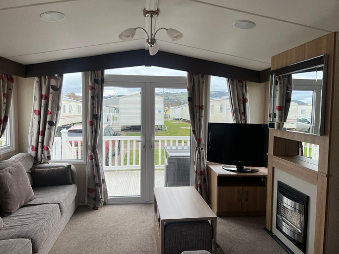 Others 4, 3 Bed Platinum Caravan PRESTHAVEN SANDS, Flintshire