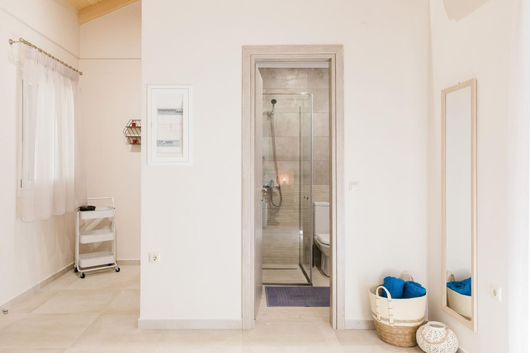 Others 5, Seadrop Suites, Ionian Islands