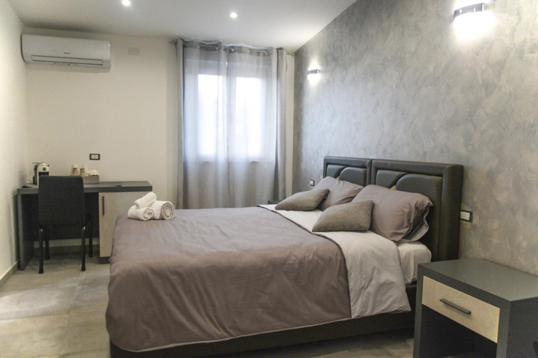 Others 3, Home Pacifico, Vibo Valentia