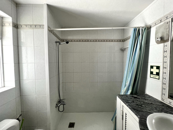 Bathroom 2, Vilamoura Blue Lagoon With Pool, Loulé