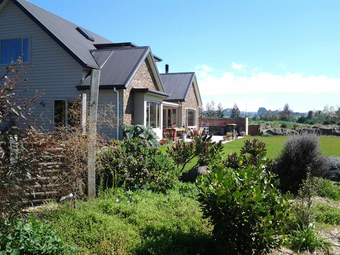 Others 5, Hadlow Sunrise Retreat, Timaru