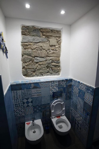 Bathroom 4