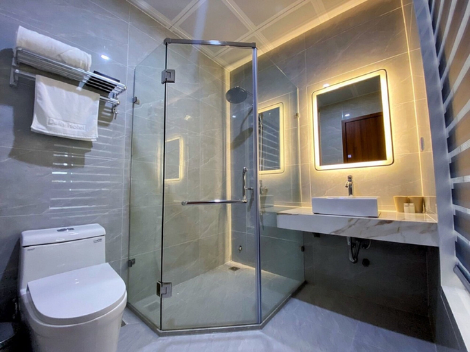 Bathroom 5, Daily Hotel, Hạ Long