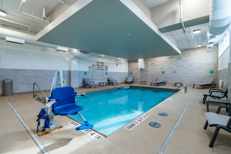 Sport & Beauty 5, Courtyard by Marriott Burlington, Halton