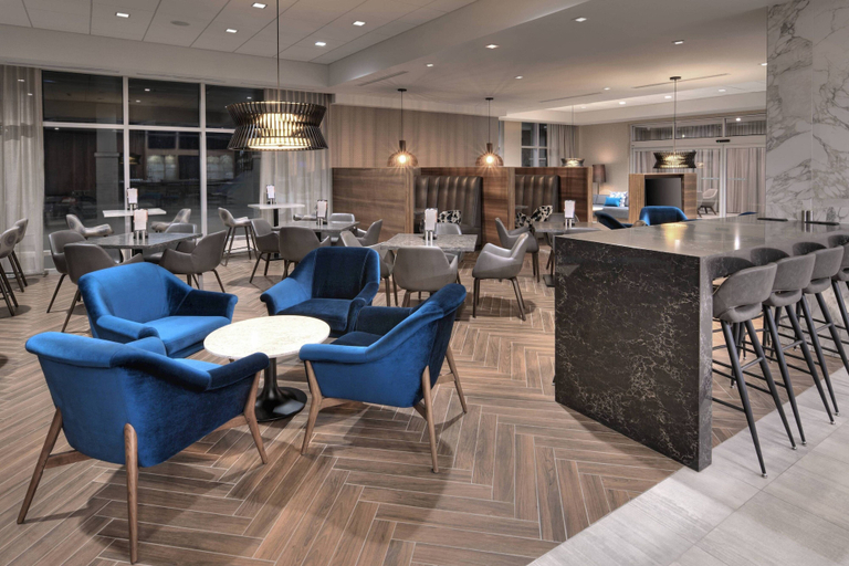 Food & Drinks 4, Courtyard by Marriott Burlington, Halton