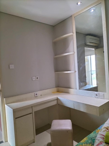 Bathroom 17