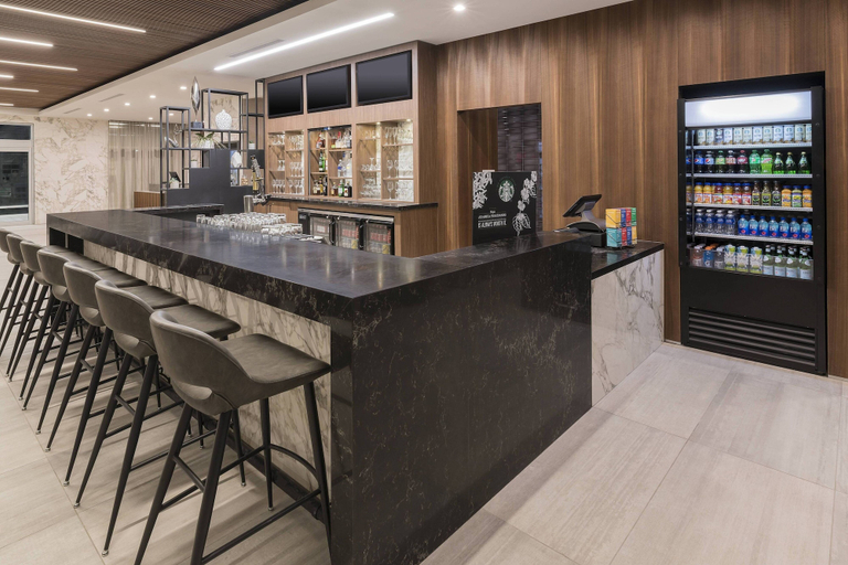 Food & Drinks 4, Courtyard by Marriott Burlington, Halton