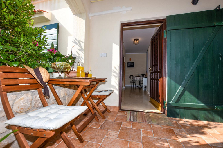 Others 5, Apartmani Ina Pag, Pag