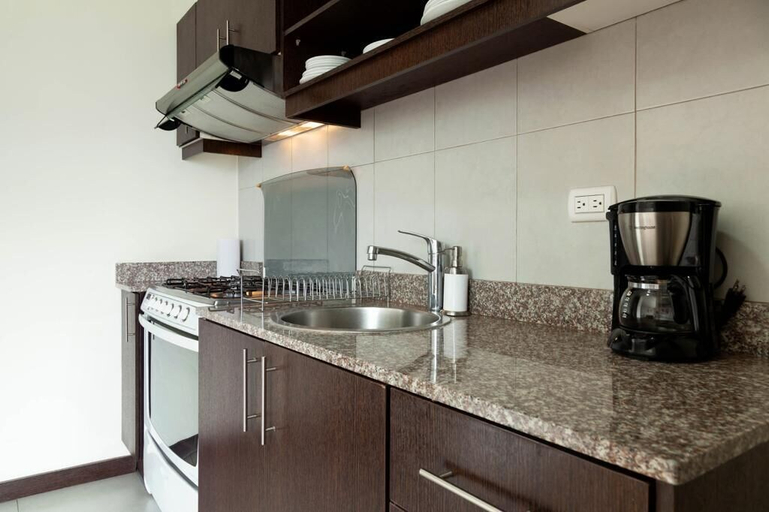 Others 5, OLYMPUS APARTMENTS, Quito