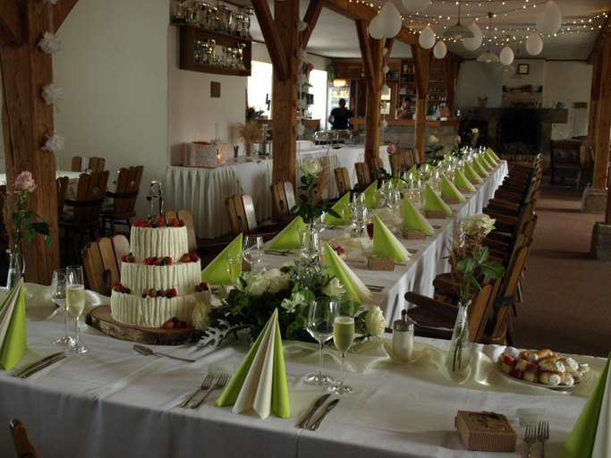 Food & Drinks 2, Penzion Golf Luby, Cheb