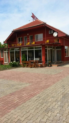 Others 5, Pensiunea San, Arad