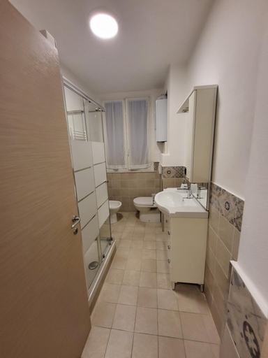 Bathroom 6