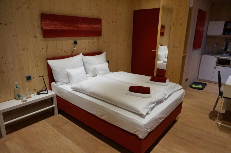 Bedroom 3, HOTEL SPATZENNEST VOGELSBERG, Vogelsbergkreis