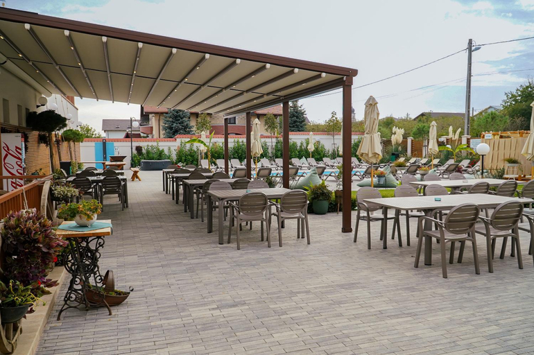 Food & Drinks 3, Paleus Resort, Cetariu
