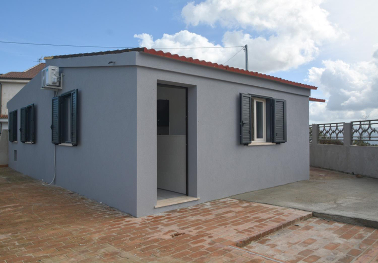 Others 5, Home Pacifico, Vibo Valentia