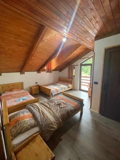 Bedroom 3, natyra balcony, Tropojës