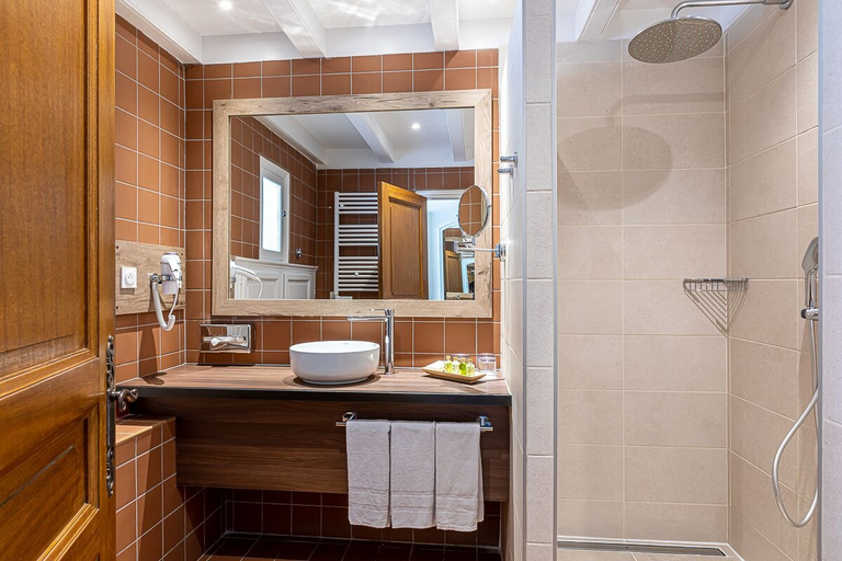 Bathroom 4, Les Bains Gardians, Bouches-du-Rhône