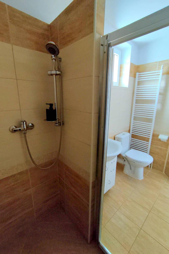 Others 5, Ubytovanie pre Vas, Poprad