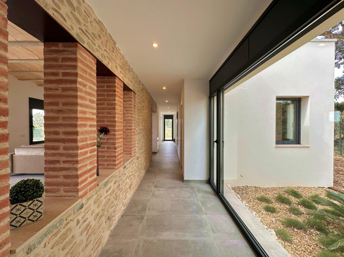 Others 2, The Private Accommodation Villa, Girona