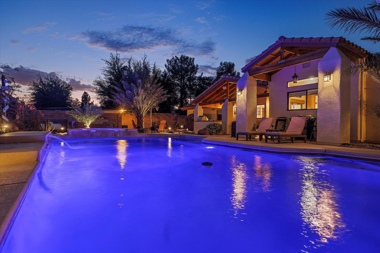 Others 2, Luxury villa with pool and spa, Clark