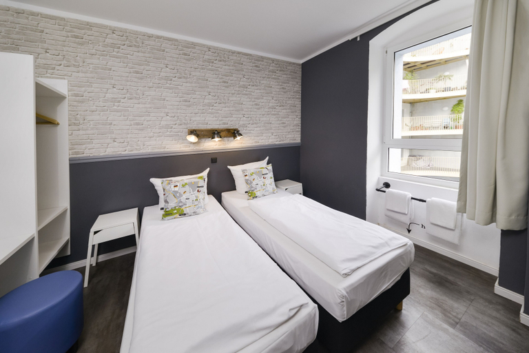 Bedroom 4, Old Town Hostel Berlin, Berlin