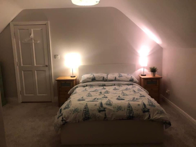 Bedroom, Cois na Mara Eire code V15 T677