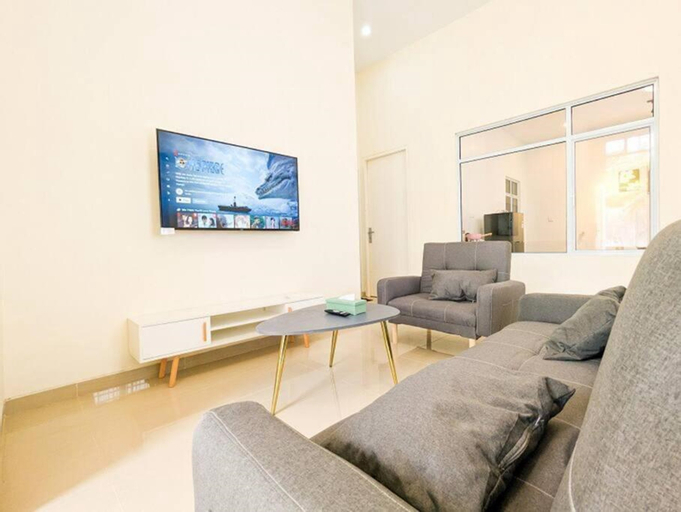 Lovina B2/12A at Ansley Park Spacious+Netflix, Batam