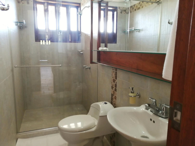 Bathroom 2, CASA LLANO HIGUERAS, Villanueva