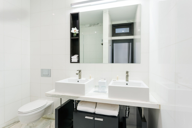 Bathroom 4, Hotel 57, New York