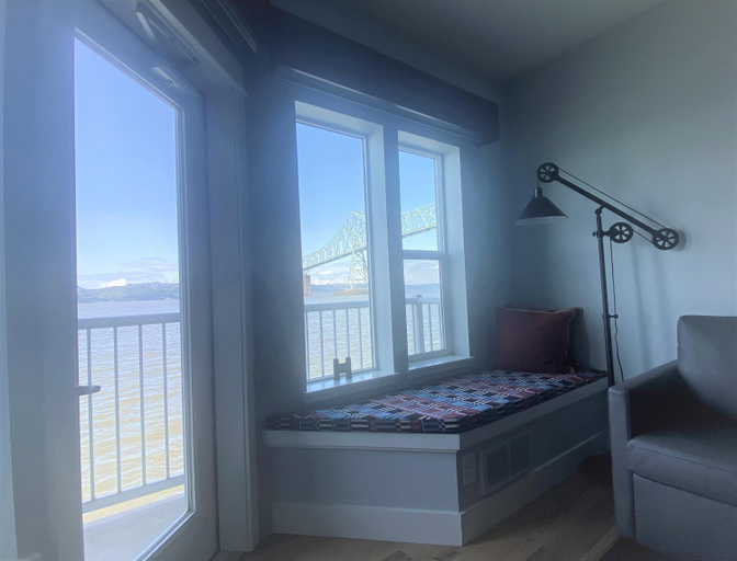 Bedroom 2, Cannery Pier Hotel & Spa, Clatsop