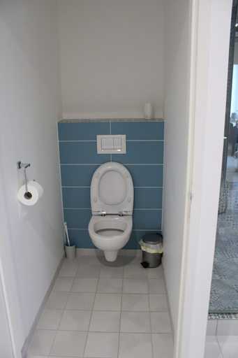 Bathroom 5, Château de Heaas, Pyrénées-Atlantiques