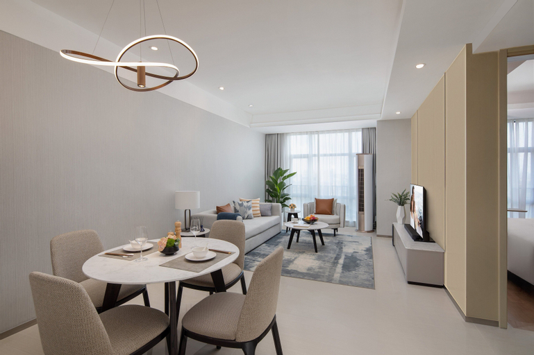 Dining Room 9