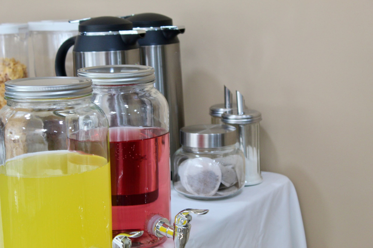 Food & Drinks 4, The Mini Hotel -Birmingham City-FREE BREAKFAST, Birmingham