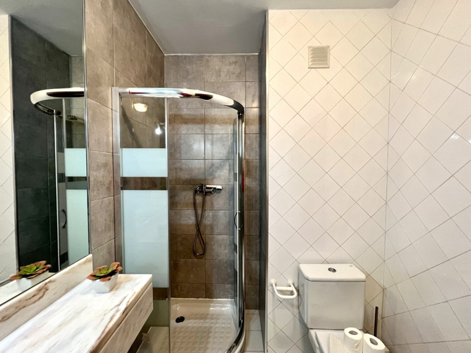 Bathroom 4, Vilamoura Colors With Pool by Homing, Loulé