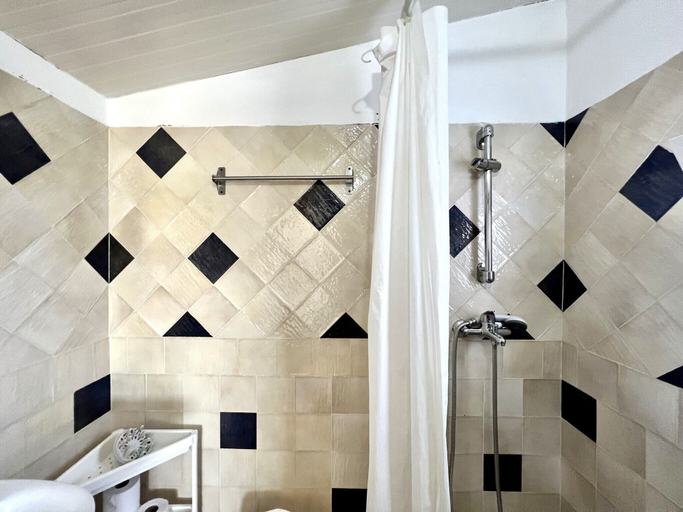 Bathroom 4, Tavira Vila Formosa 6 With Pool, Alcoutim