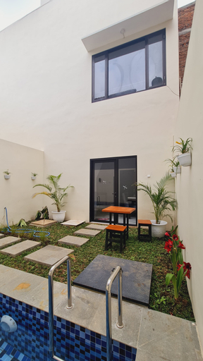 Others 5, Villa Arjuna GH, Malang