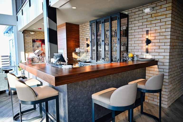 Food & Drinks 5, Cannery Pier Hotel & Spa, Clatsop