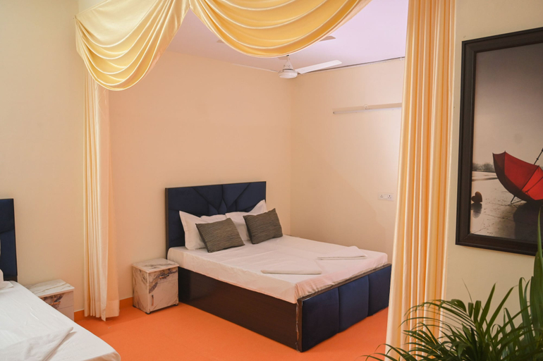 Bedroom 3, Hotel Melosaa, Gautam Buddha Nagar