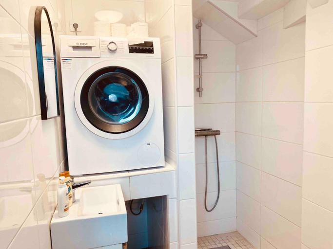 Bathroom 3, Lovely 3-bed Flat In Stockholm, Sollentuna