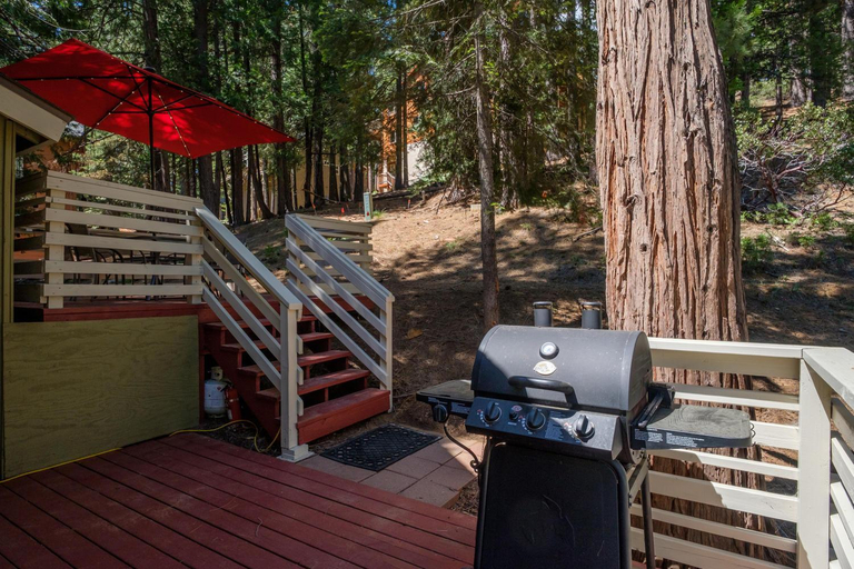 Others 3, Yosemite Hideaway A, Mariposa