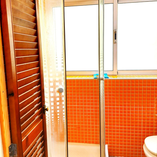 Bathroom 3, Cheap Studio, wifi free Adeje house, Santa Cruz de Tenerife