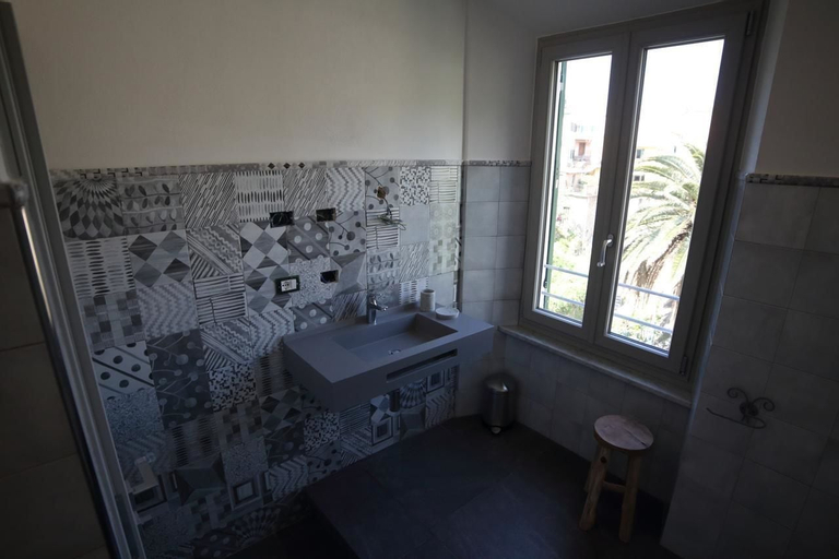 Bathroom 6