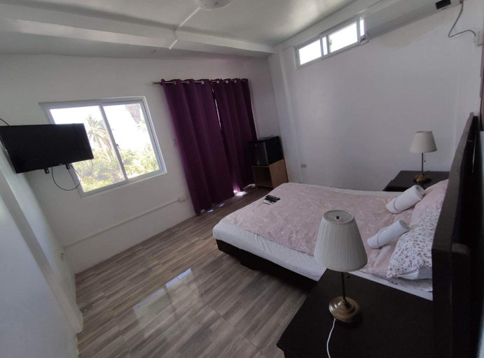 Bedroom, Couple room in Holidays Beach Resort, Bolinao