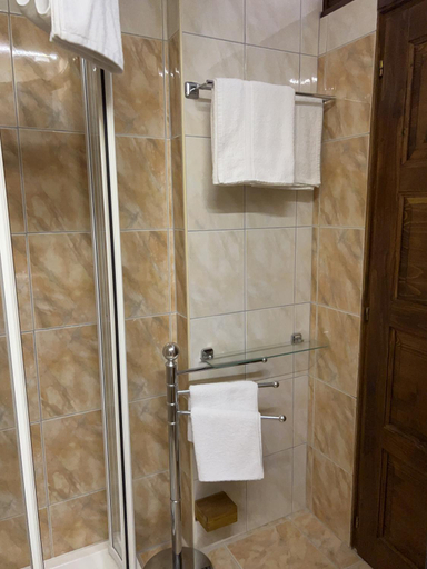 Bathroom 2, Villa Sagan, Siófok