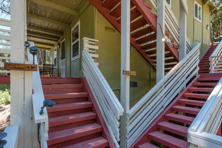 Exterior & Views 1, Yosemite Hideaway A, Mariposa