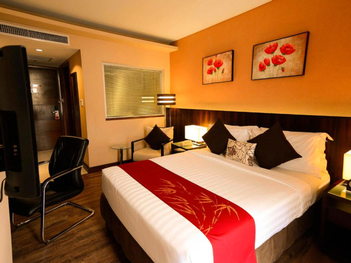 Bedroom 24
