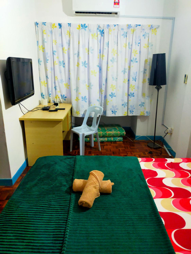3, R2L5Y Room 3 with aircond + TV( share Toilet only), Bentong